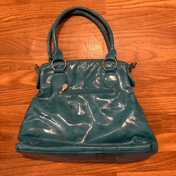 Turquoise faux leather shoulder bag. (11”x15”) 9 pockets. - Picture 2 of 5
